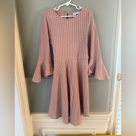 Girls Pink Ribbed Knit Dress Bell Sleeve Tie Waist Youth Size 12 - Picture 1 of 7